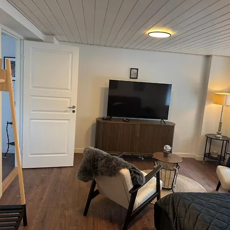 Timebasishotel Serengeti & Stayover *