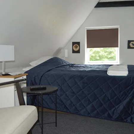 Serengeti & Stayover Love hotel