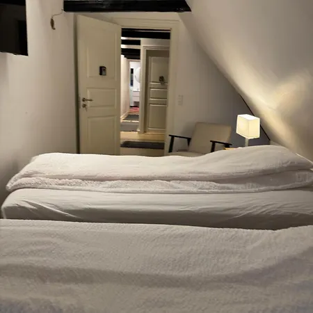 Serengeti & Stayover *