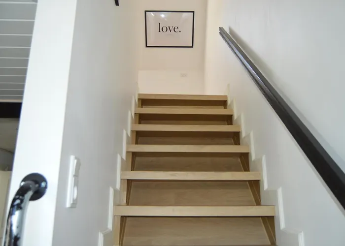 Love hotel Serengeti & Stayover *